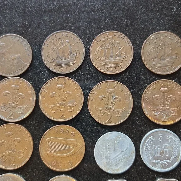 Assorted Coins Collection - Picture 2 of 3